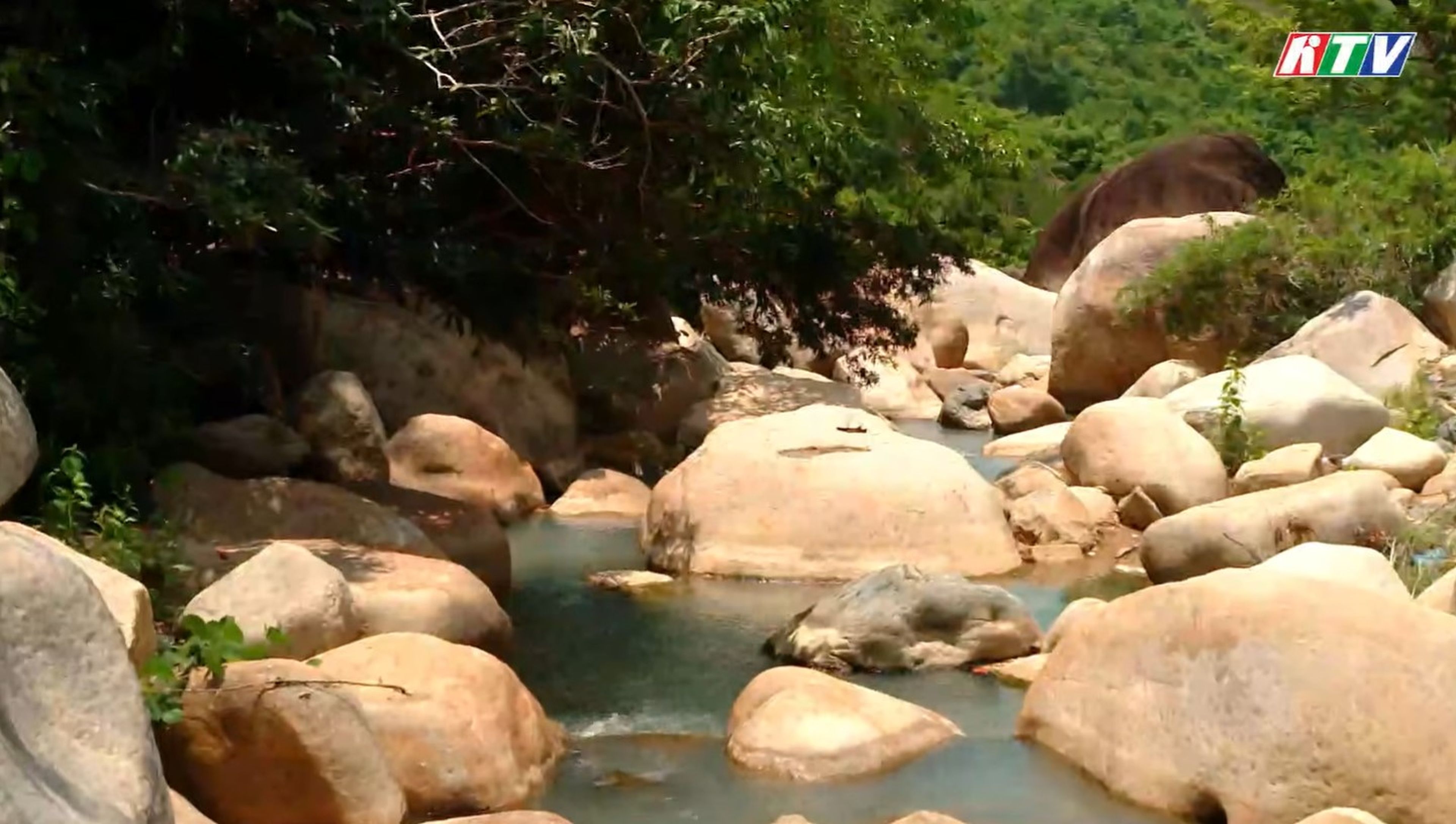 Discovering Suối Đá – Awakening the Green Eco-Tourism Potential in Cam An - Hình 1